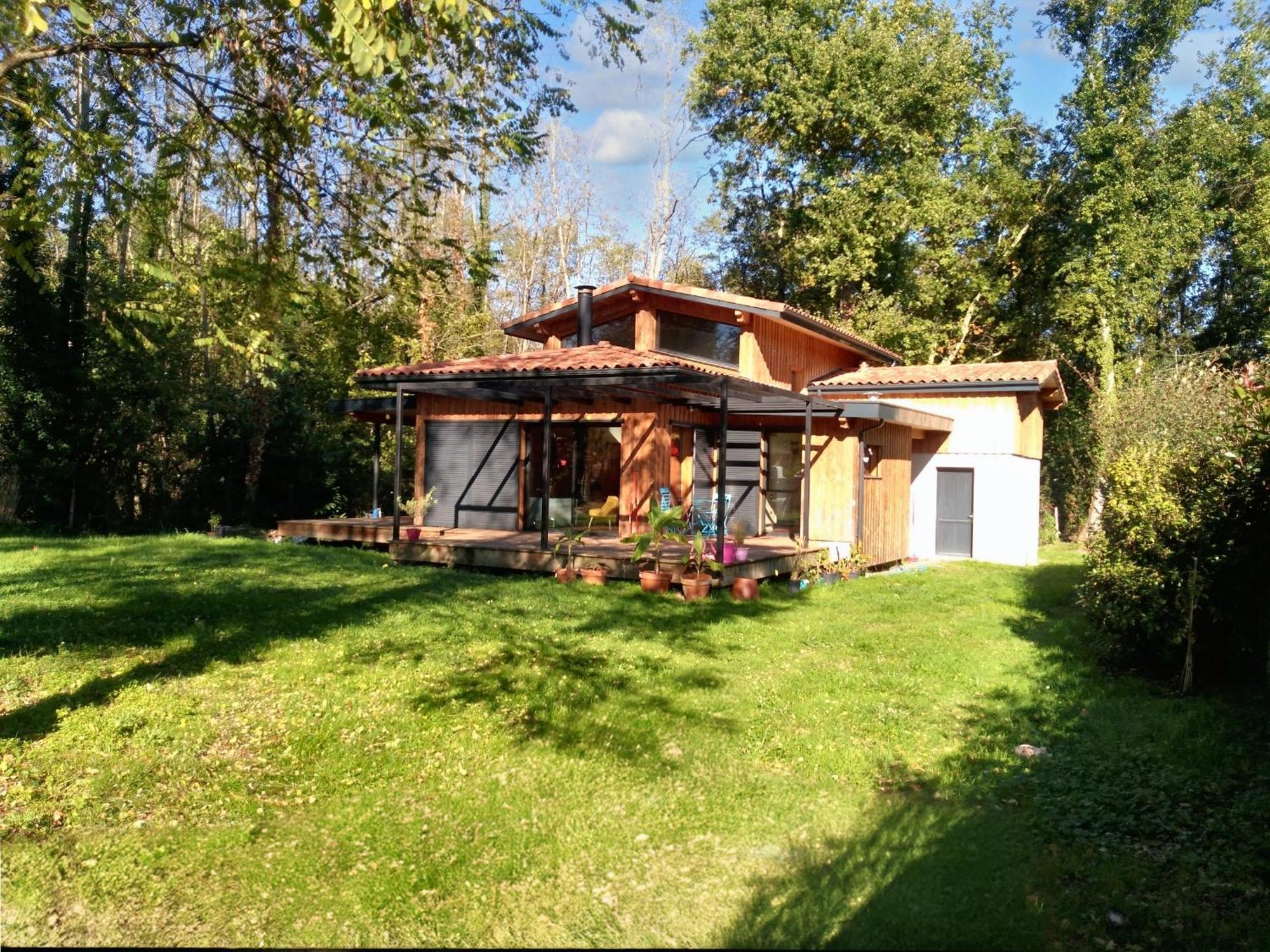 Maison Spacieuse A Saint Selve Avec Jardin Et Barbecue 125 M² Esterno foto