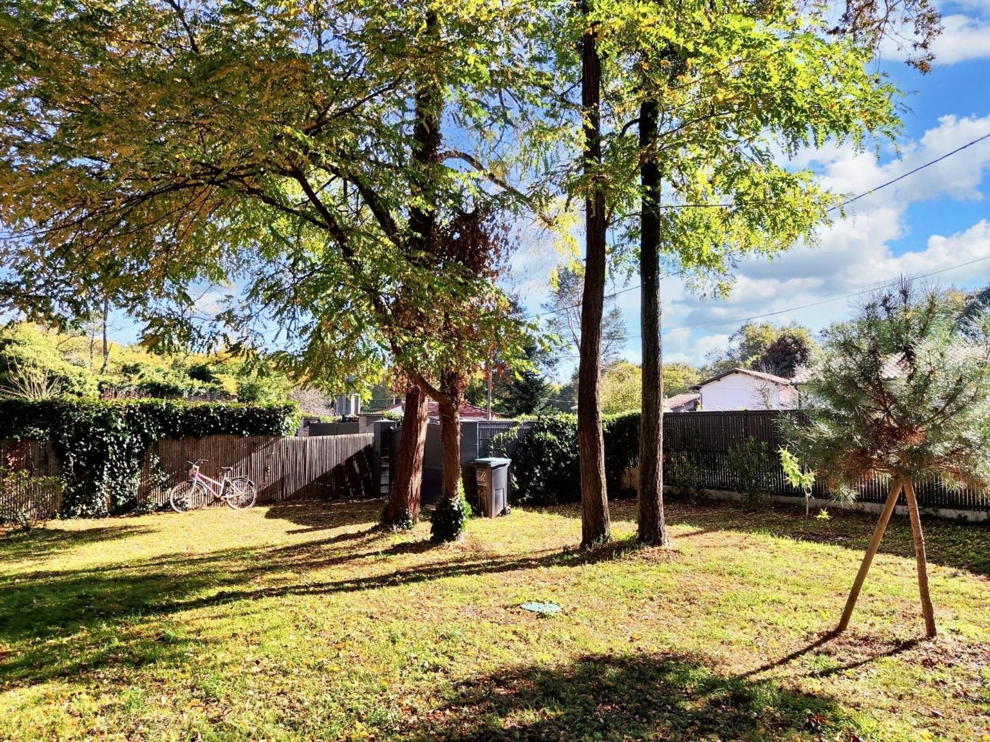 Maison Spacieuse A Saint Selve Avec Jardin Et Barbecue 125 M² Esterno foto